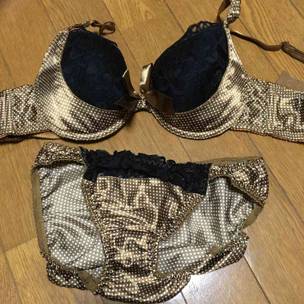 ニーブラ と は