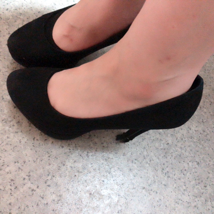 ななほ♥黒ヒール