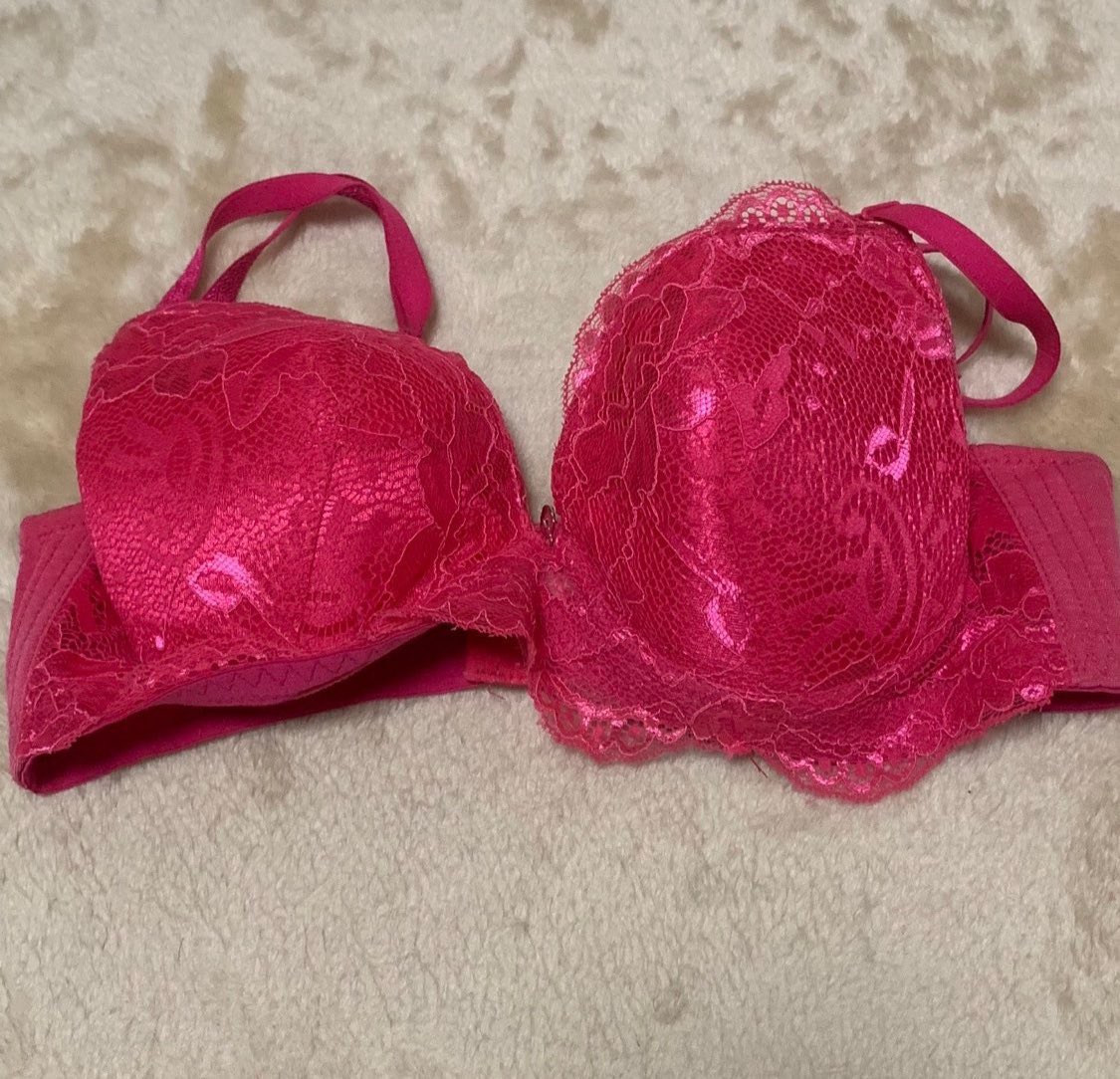 えっちぃピンクブラ❤️