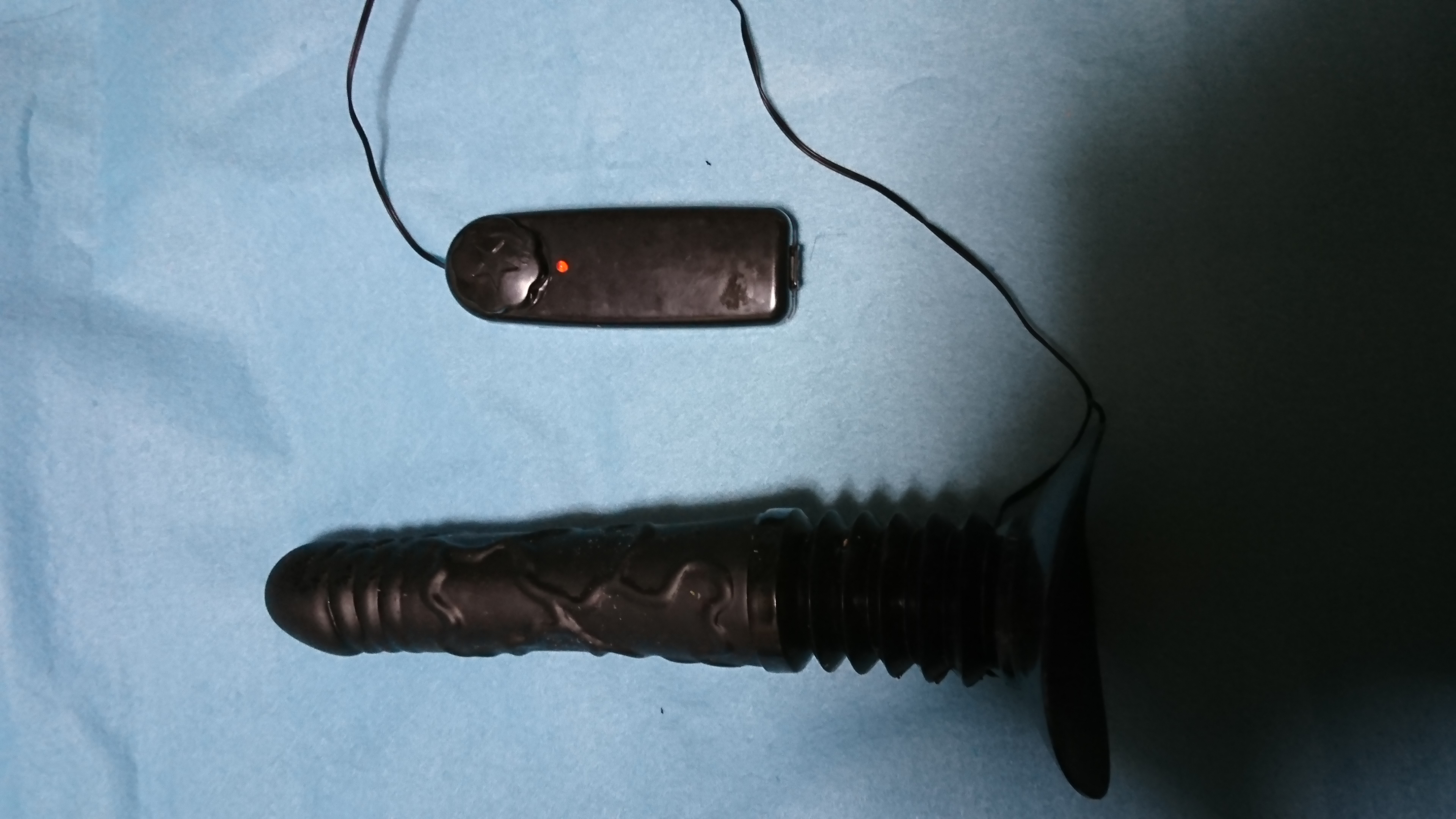 ひとりえっちで使った黒バイブ