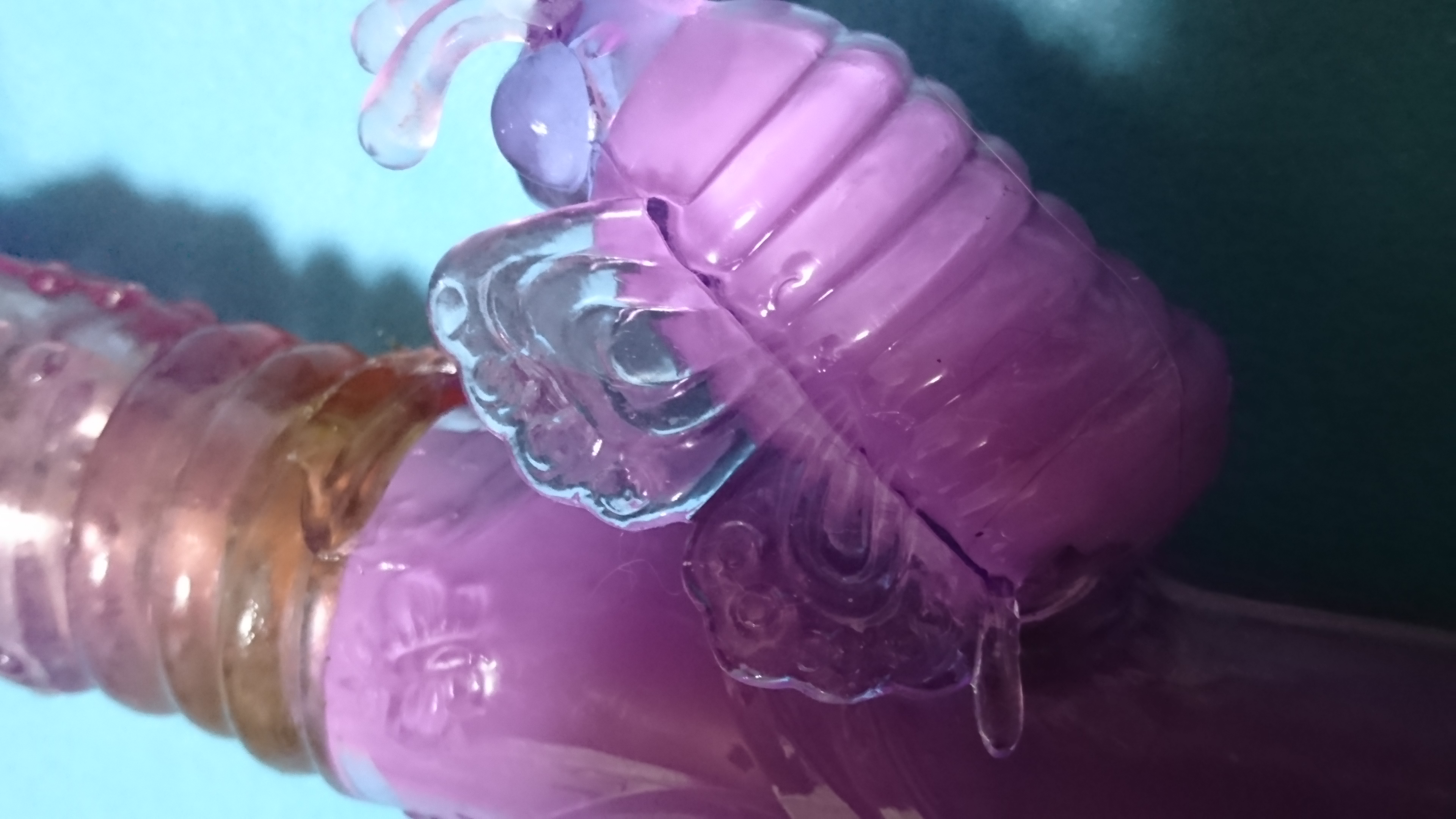 ひとりえっちで使った太いバイブ(劣化有)